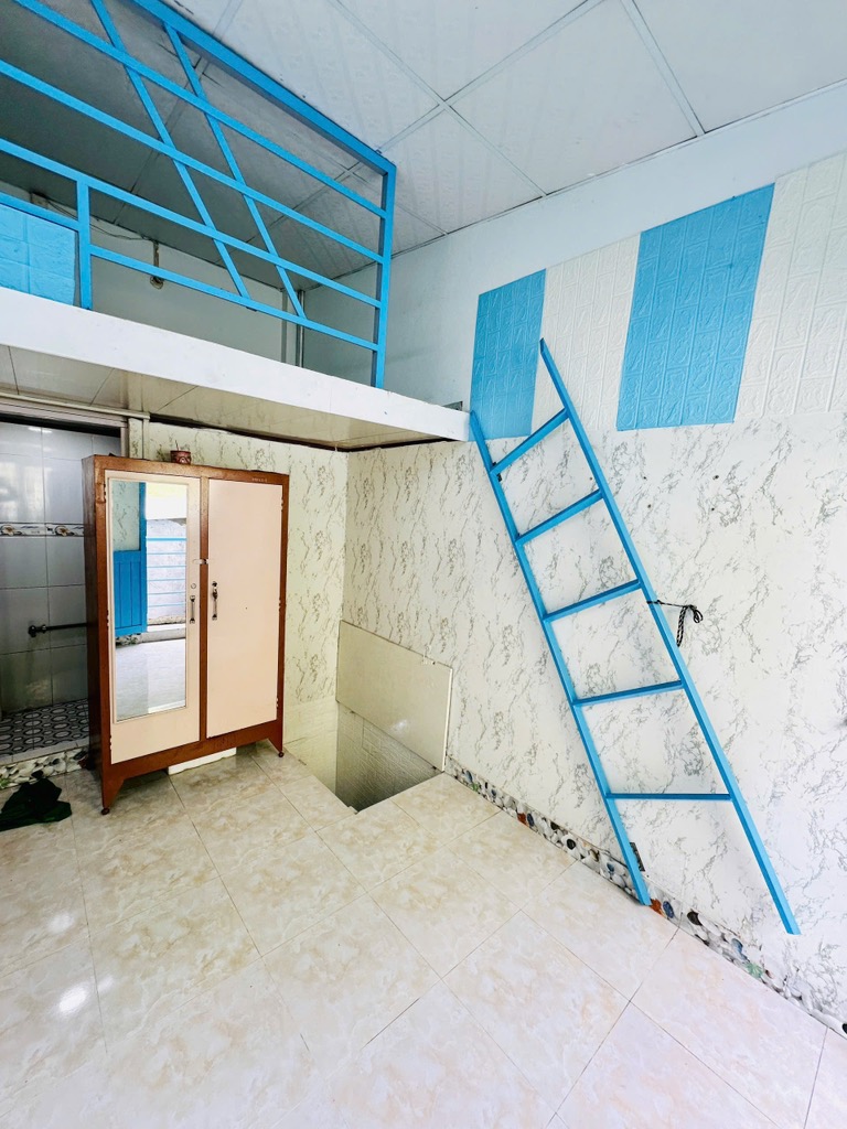 Bán nhà 3 tầng SHR giá nhỉn 1 tỷ, đường Hậu Giang Q6, DTSD 40m2,ngay khu dân cư Bình Phú
